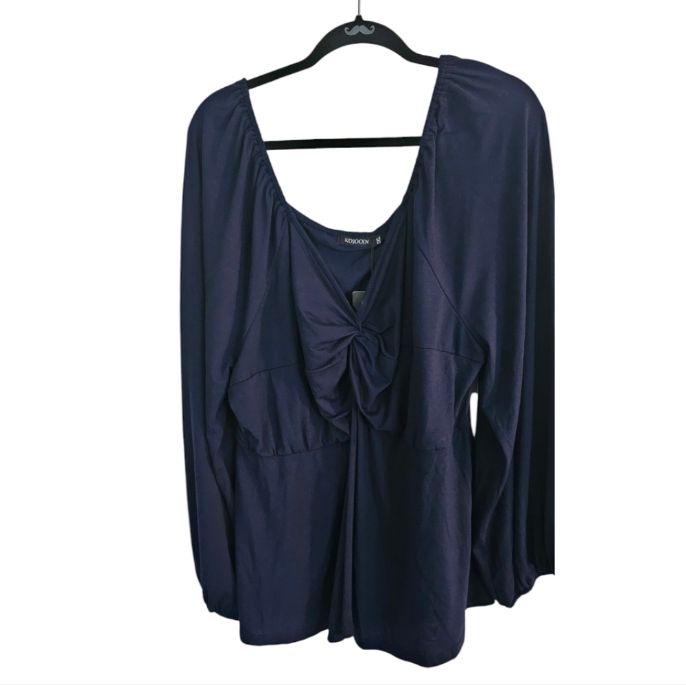 Kojooin. Women's Twist Front Top. Size 5X. NWT l.